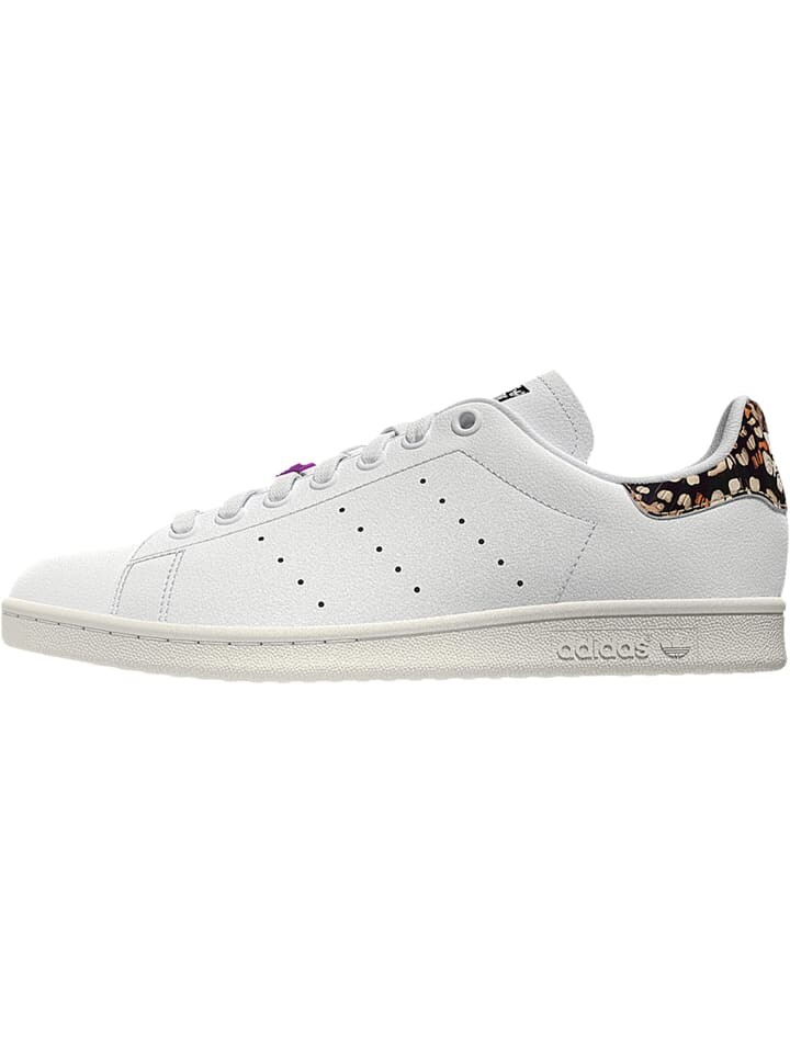 

Кроссовки на шнуровке adidas, цвет white/off white/shock purple