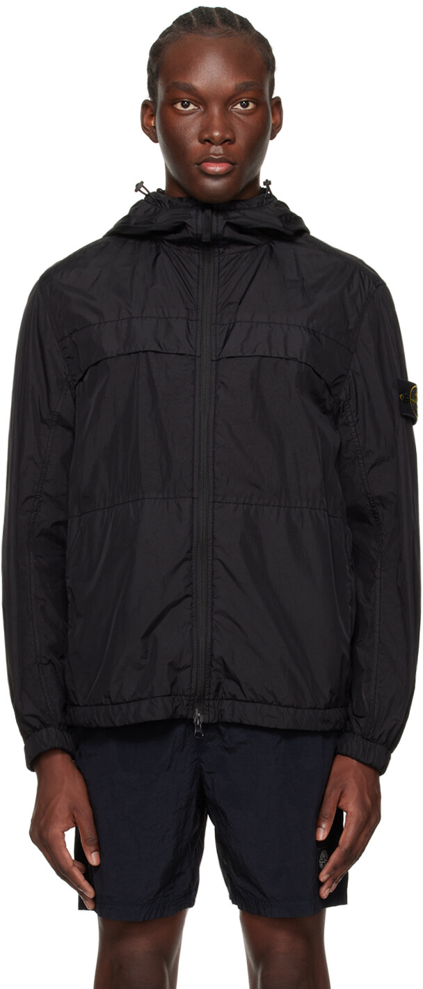 

Черная куртка с нашивками Stone Island, цвет Black