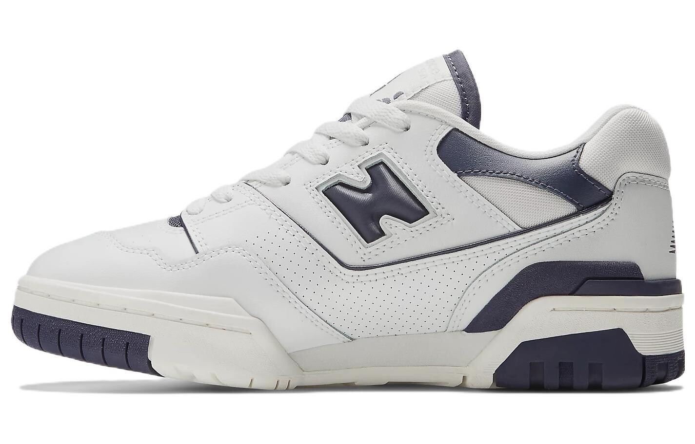 

Женские баскетбольные кроссовки New Balance NB 550 Vintage