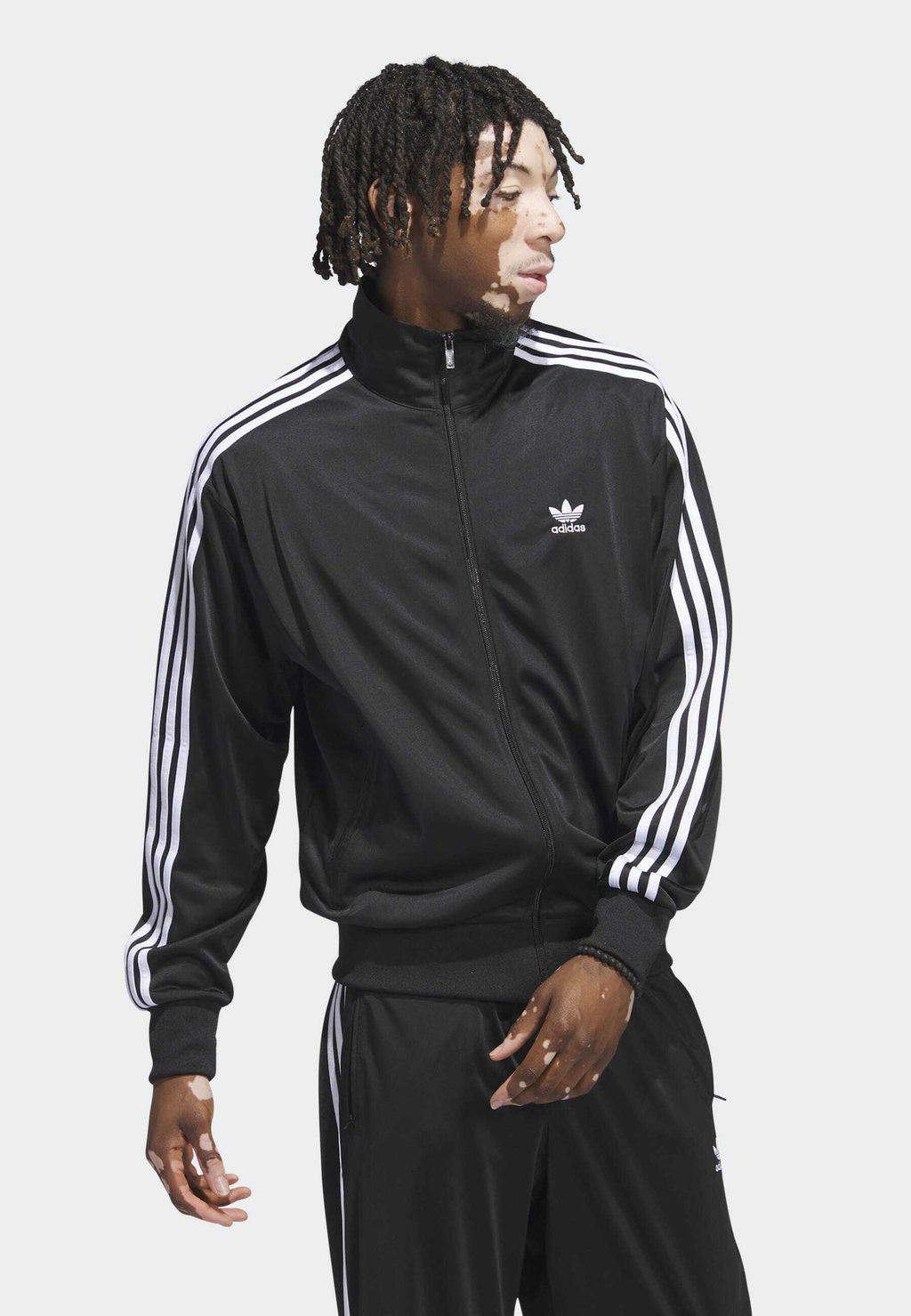 Куртка межсезонная Fbird adidas Originals, цвет black white