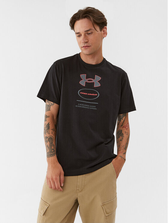 

Футболка свободного кроя Under Armour, черный