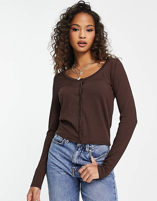 

Коричневый топ с длинными рукавами и вырезом сердечком Hollister