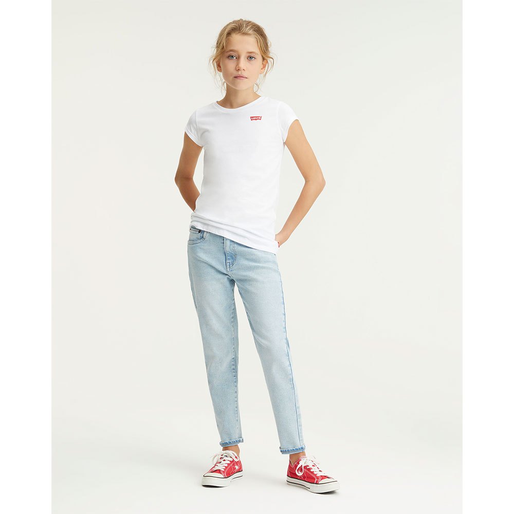 Джинсы Levi´s Mini Mom Regular Waist, белый джинсовые шорты levi´s mini mom regular waist синий
