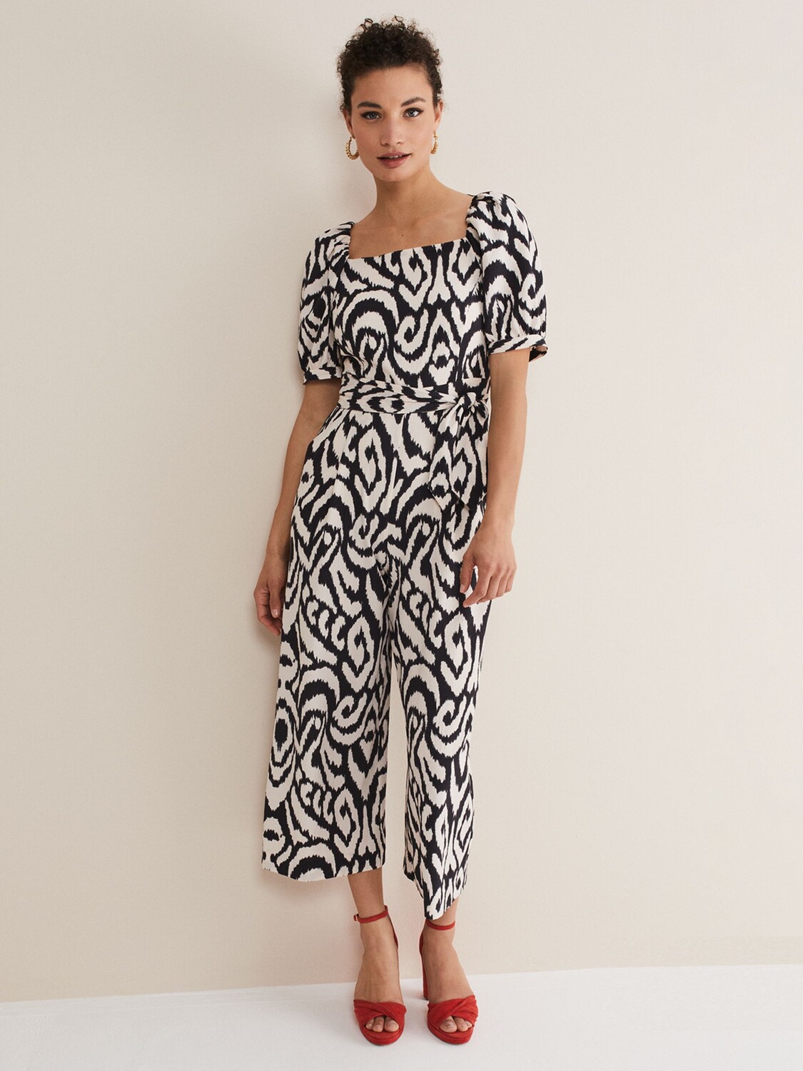 

Комбинезон Phase Eight Sara Abstract Ikat, черный/кремовый