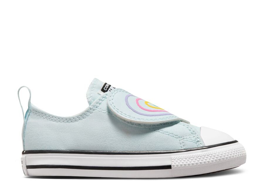 

Кроссовки Converse Chuck Taylor All Star EasyOn Low TD, цвет Heart Strap