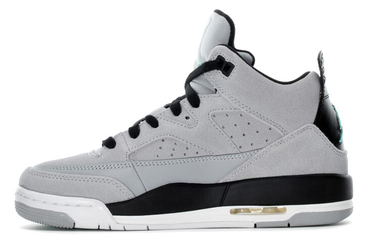 

Nike Air Jordan Son of Low (GS) Серый/Зеленый