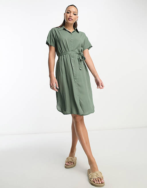 

Зеленое платье-рубашка миди с поясом Vero Moda Tall, Зеленый