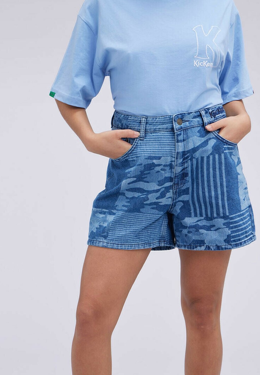 

Джинсовые шорты Kickers, синий