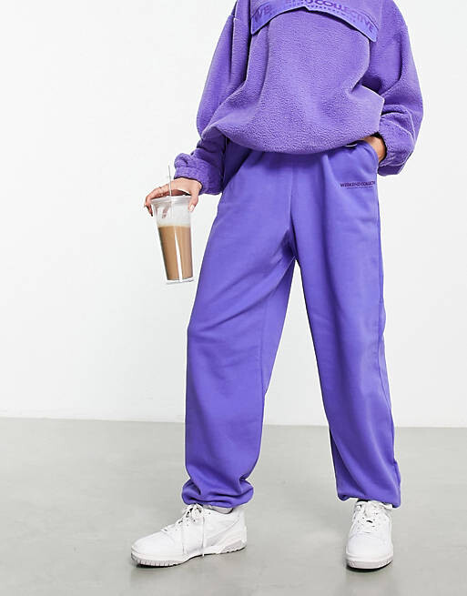 

Фиолетовые свободные джоггеры ASOS Weekend Collective