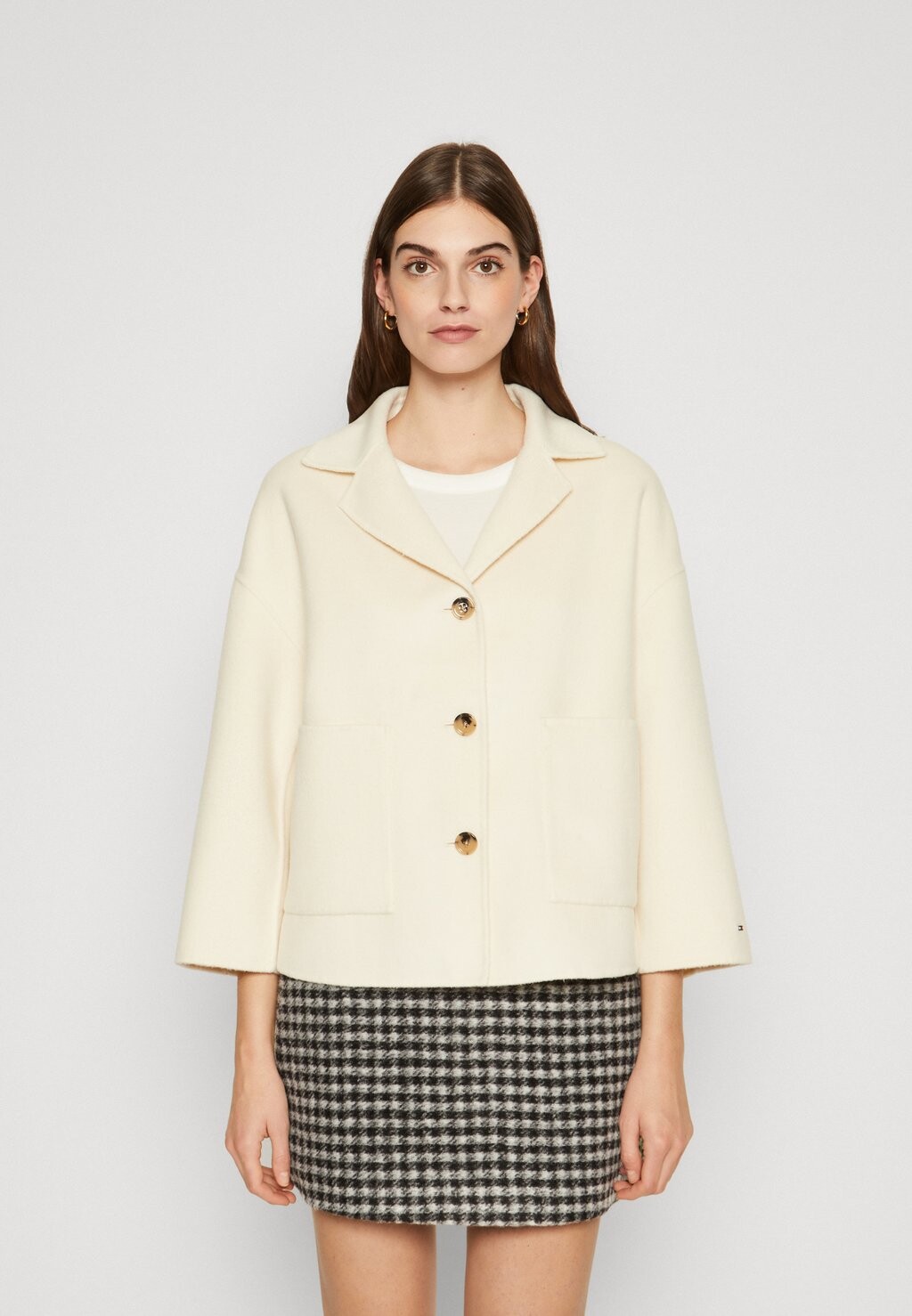

Весенняя куртка Tommy Hilfiger, молочный