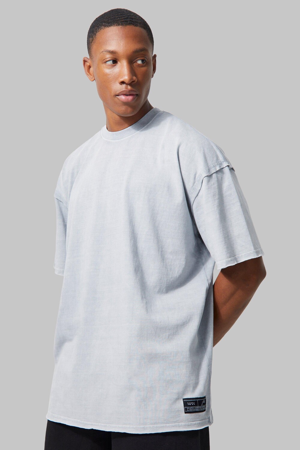 

Футболка man active oversize acid wash raw Boohoo, серый