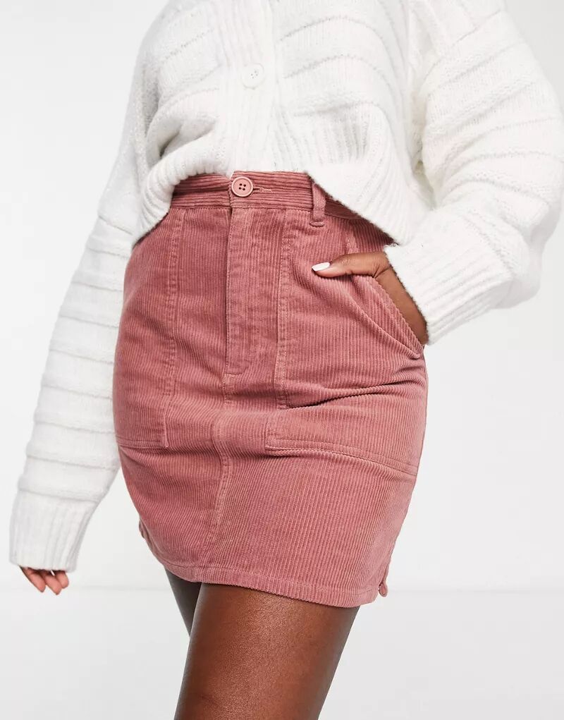 цена Розовая мини-юбка с вельветовыми карманами ASOS