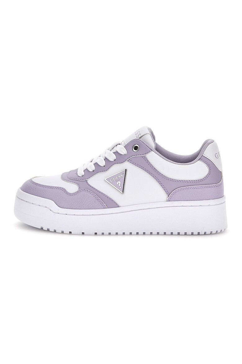 

Туфли из экокожи с логотипом Guess, белый