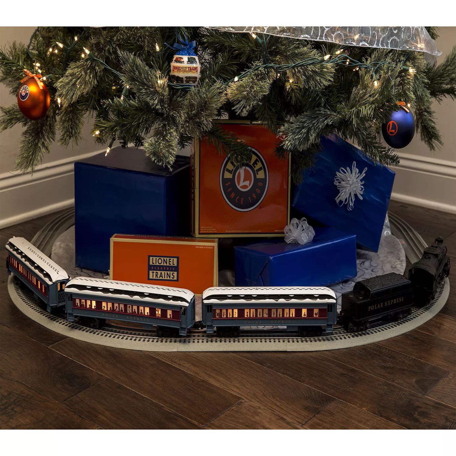 

Лайонел Электрический поезд Polar Express O Gauge с Bluetooth 5.0 Lionel