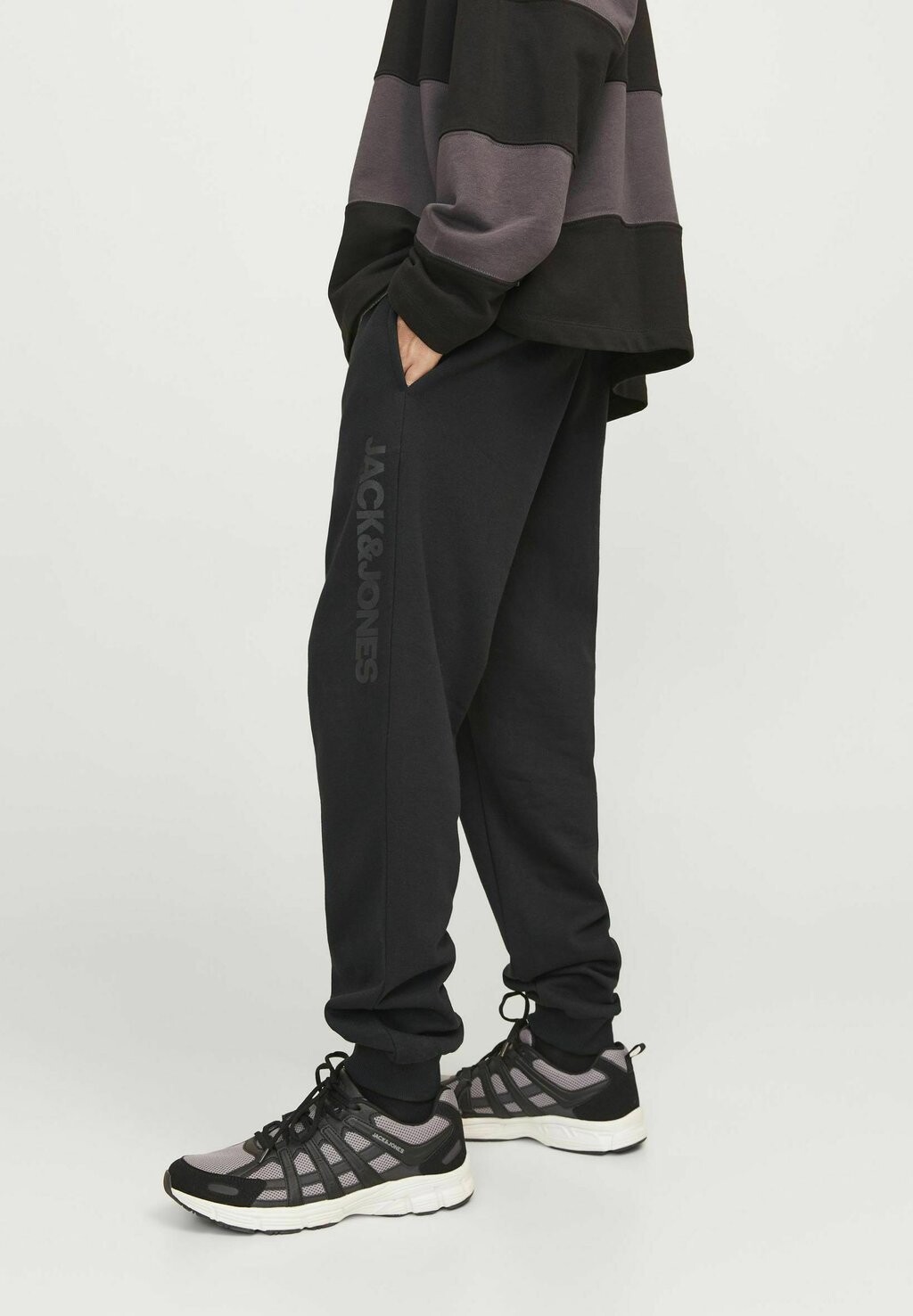 

Спортивные брюки JOGGING REGULAR FIT Jack & Jones, черный
