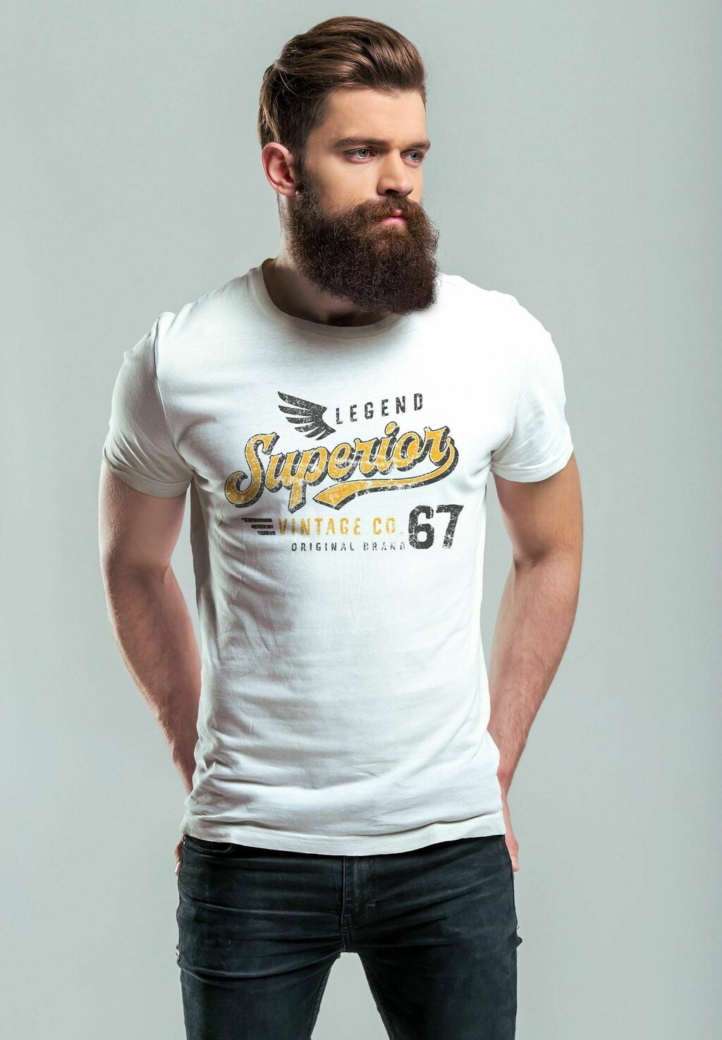 

Футболка с принтом VINTAGE RETRO MOTIV SCHRIFTZUG SUPERIO Neverless, цвет weiß