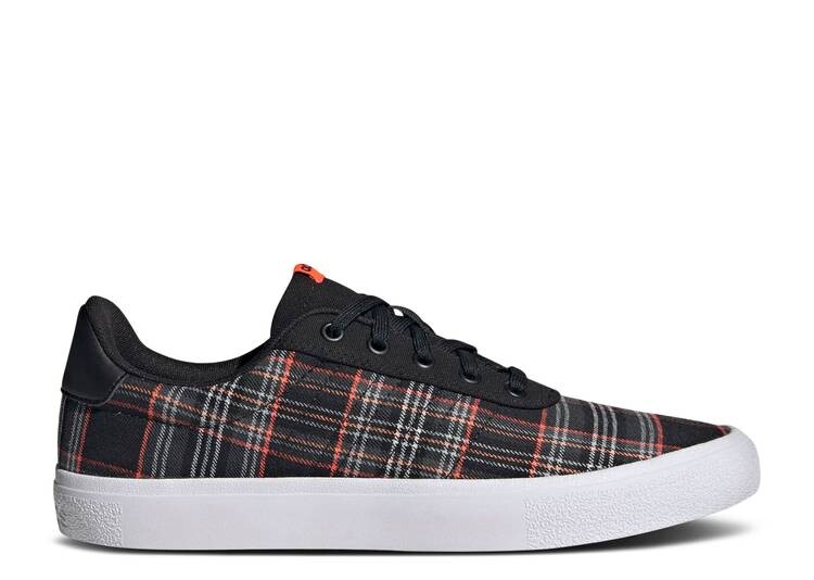 

Кроссовки Adidas VULC RAID3R 'BLACK ORANGE PLAID', черный