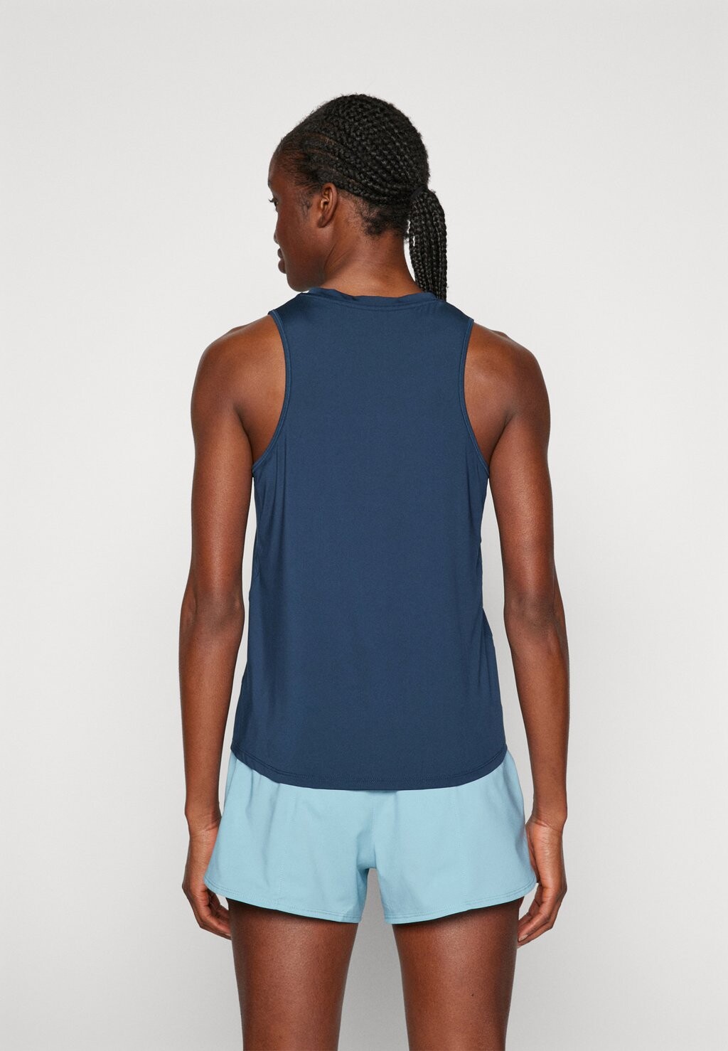 

Топ ONE CLASSIC TANK Nike, синий