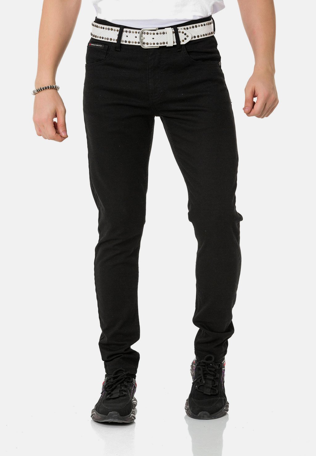 Джинсы приталенного кроя Cipo & Baxx, цвет black джинсы приталенного кроя cipo