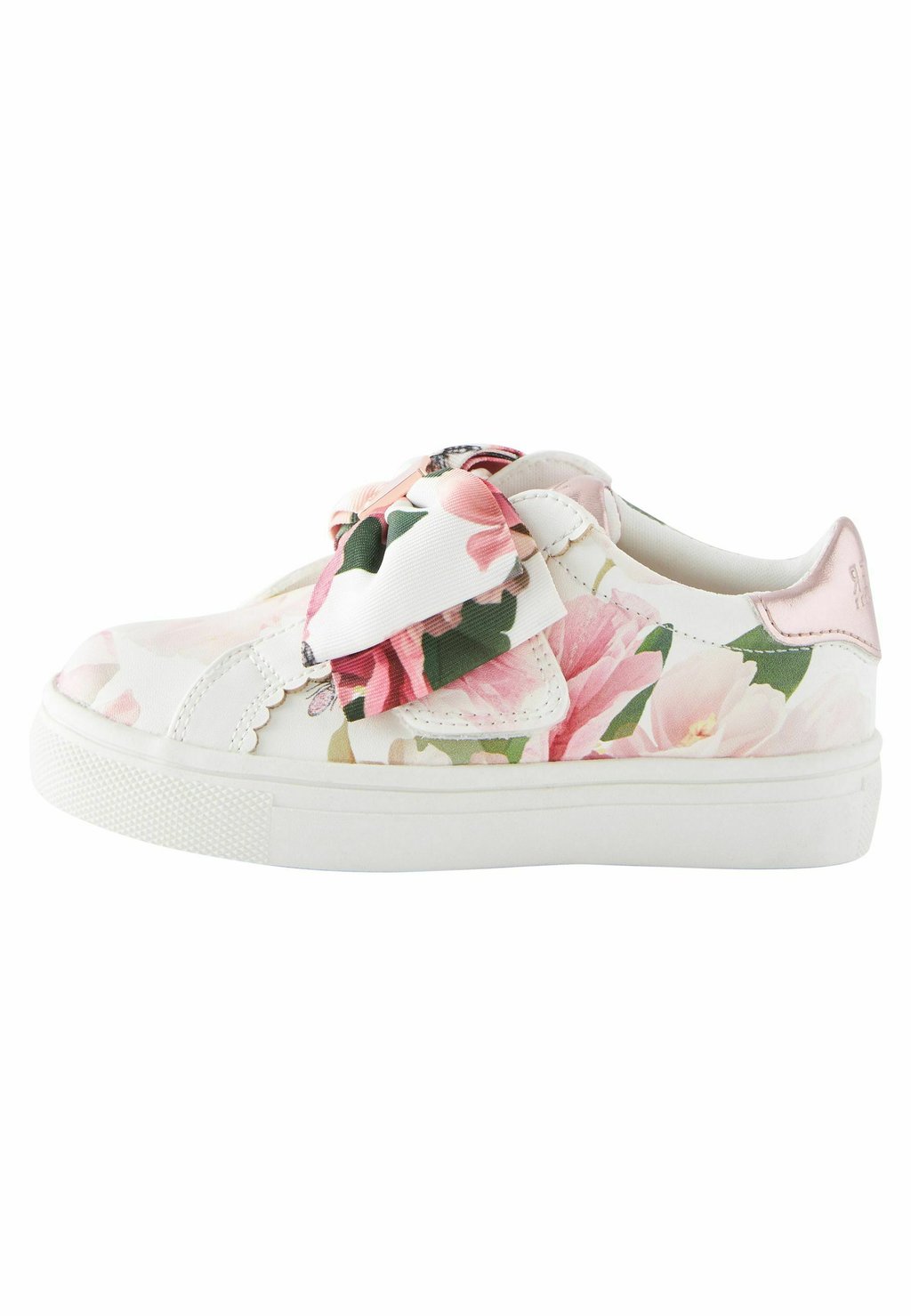 Туфли для первых шагов Кроссовки BAKER BY TED BAKER GIRLS FLORAL ORGANZA BOW WHITE Baker by Ted Baker, белый