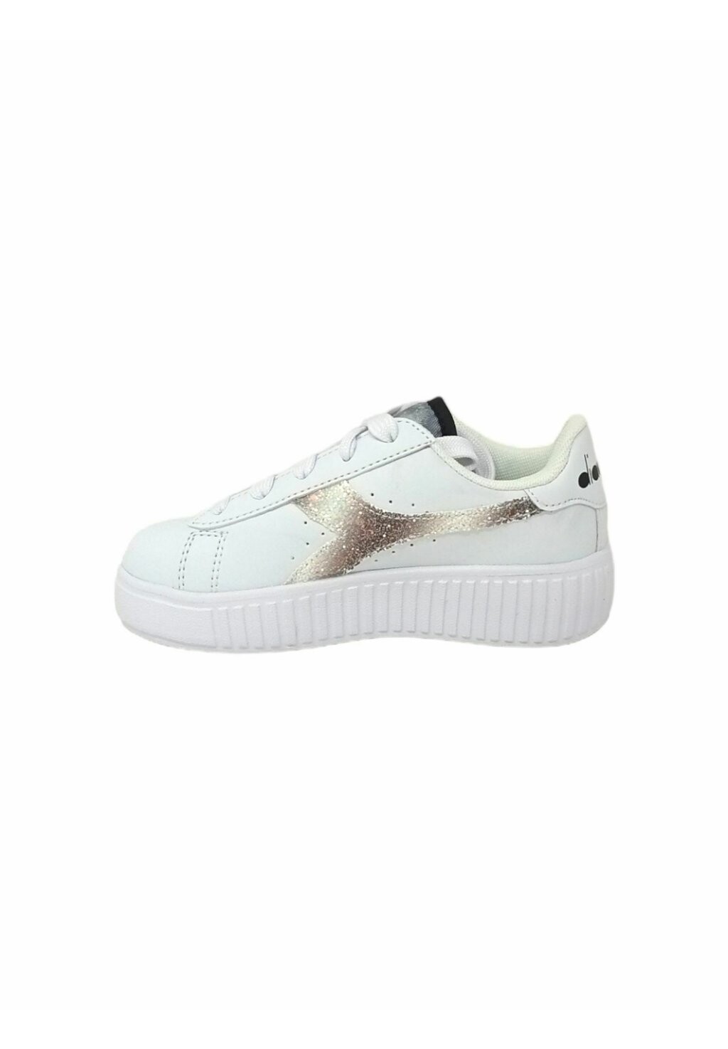

Низкие кроссовки Diadora, белые