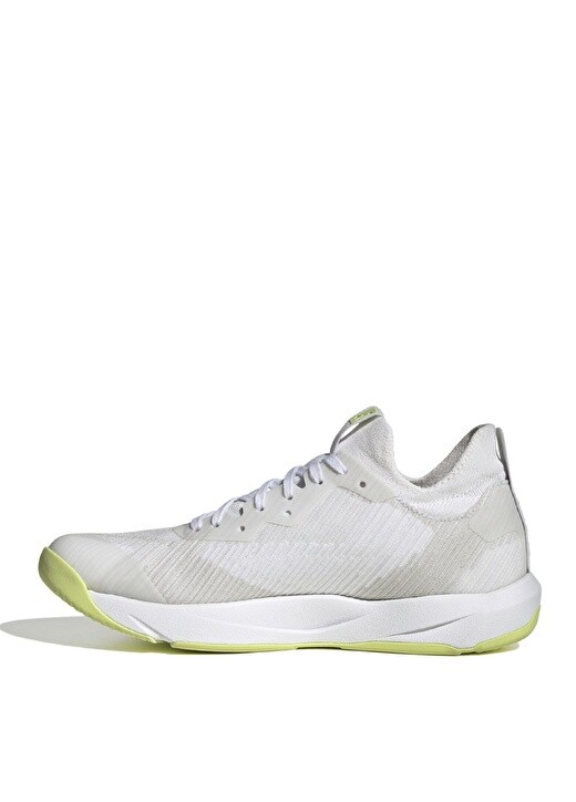 

Спортивная обувь Adidas