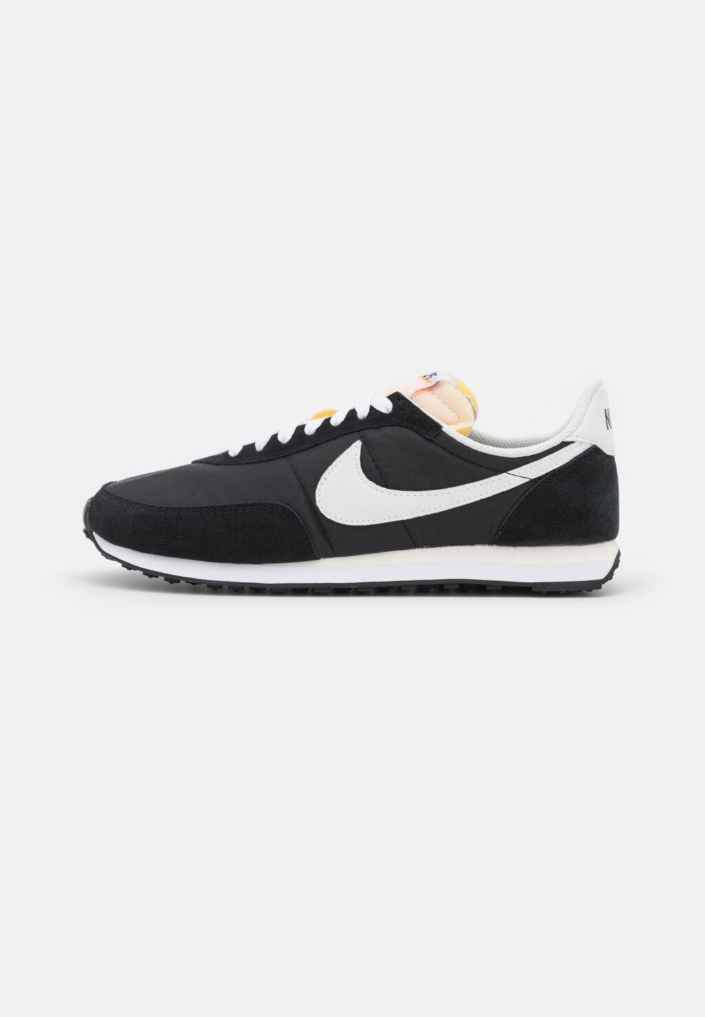 

Низкие кеды Nike