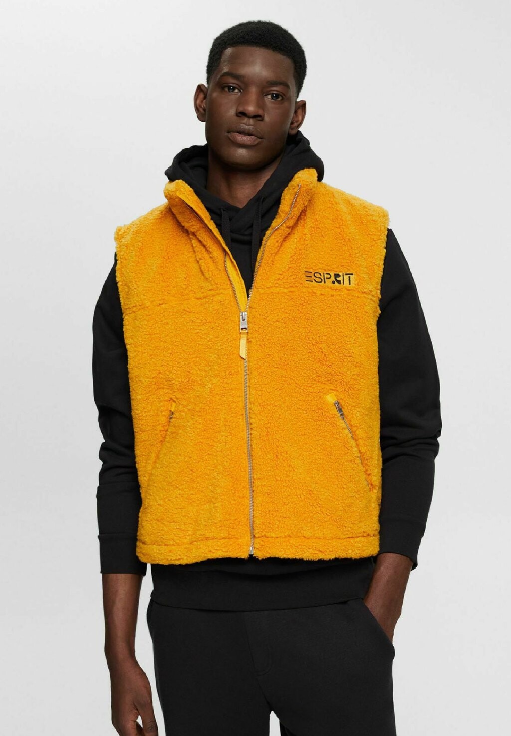 

Жилет Esprit НАРУЖНЫЙ, желтый