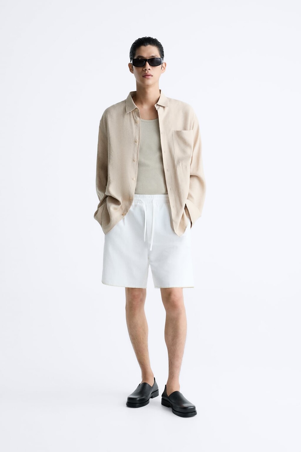 

Шорты-бермуда с контрастной вышивкой ZARA, белый