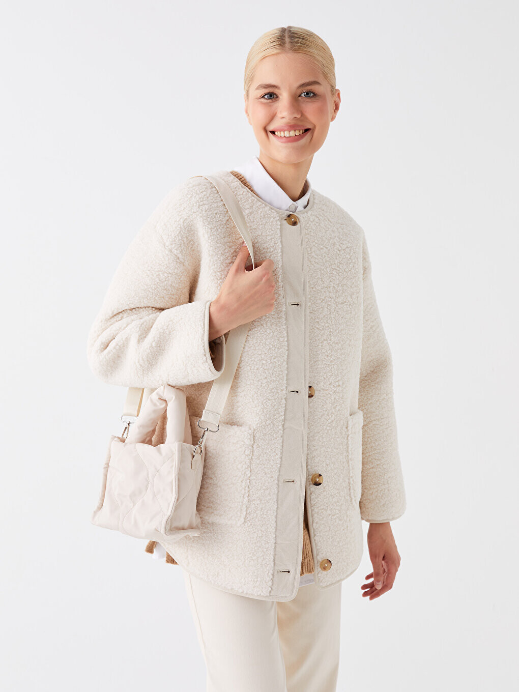 

Женская сумка через плечо из парашютной ткани LCW ACCESSORIES, экрю