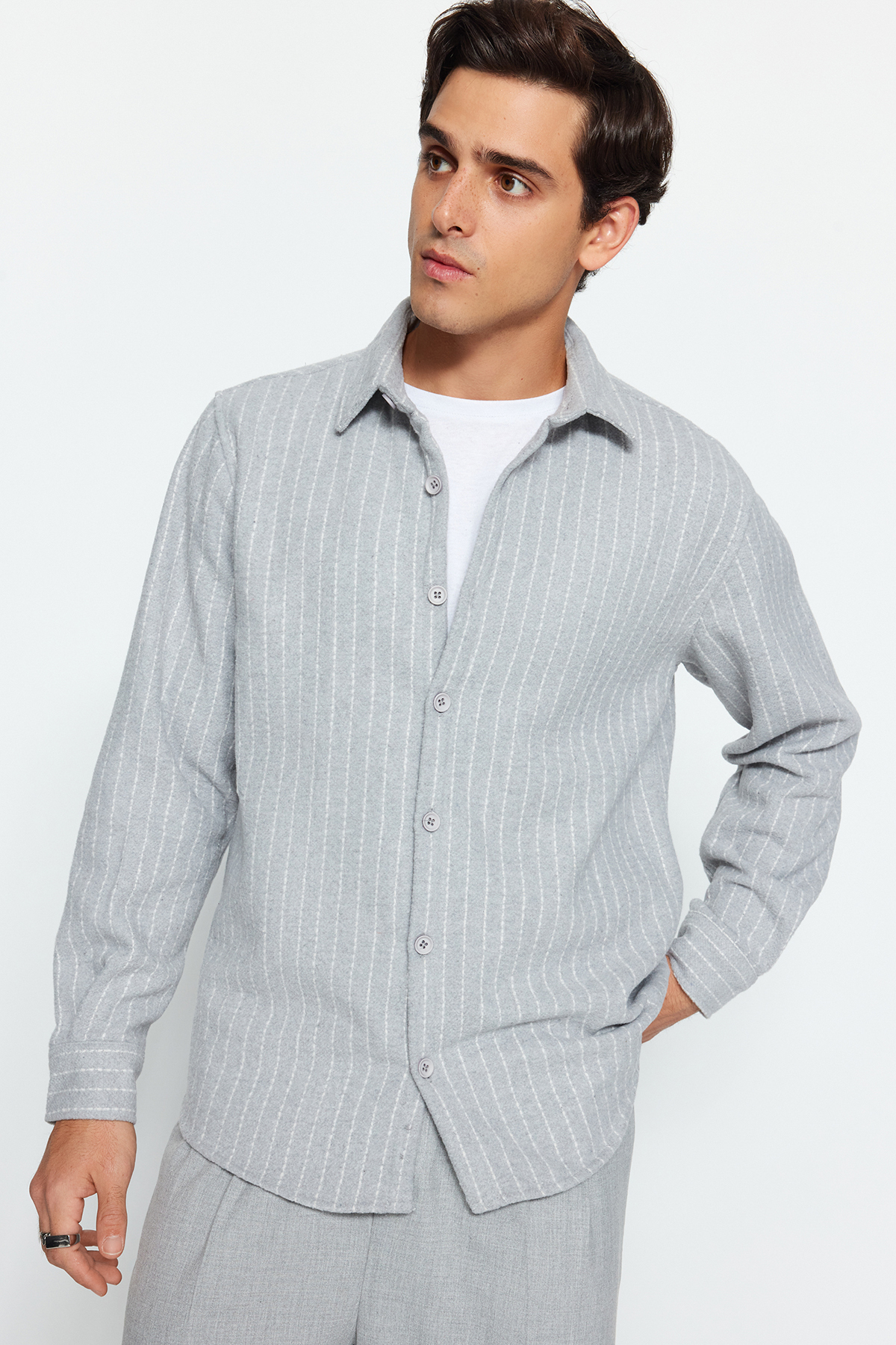 Рубашка Trendyol мужская классического кроя, серый цена и фото