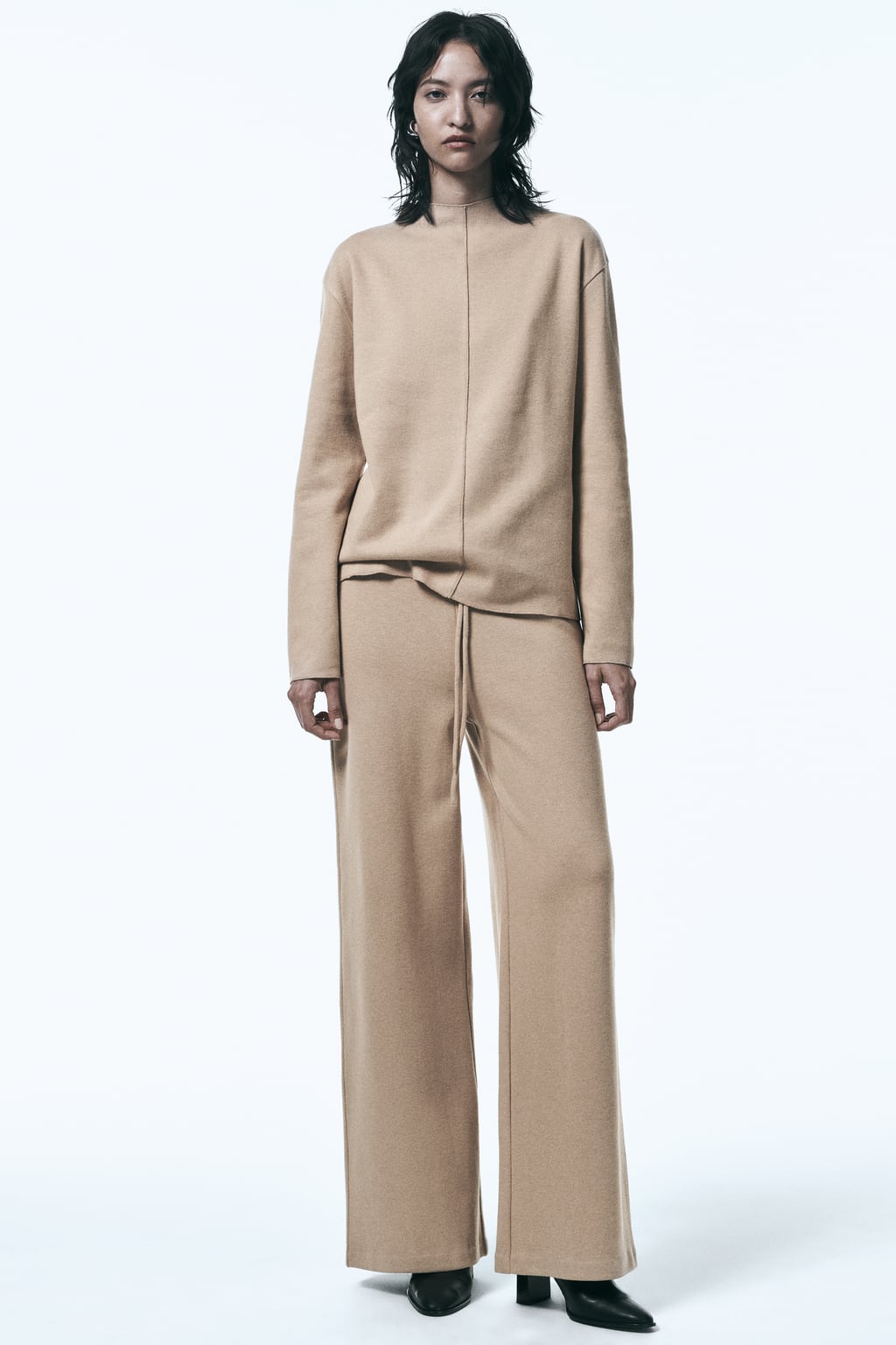 

Мягкие широкие брюки ZARA
