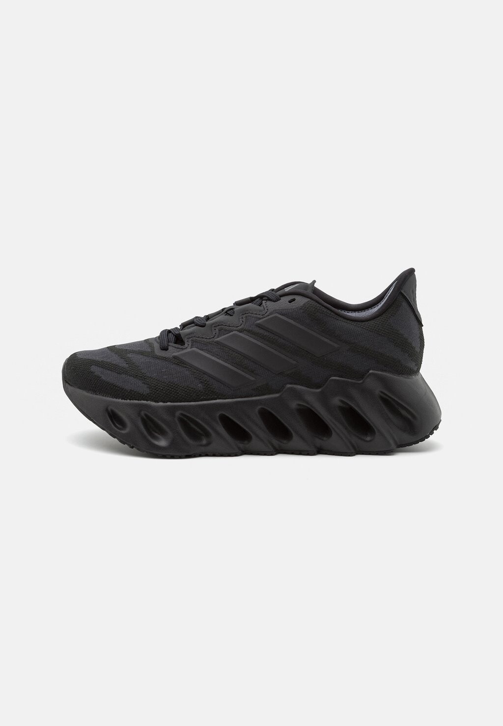 

кроссовки нейтрального цвета SWITCH FWD Adidas, черный/карбон