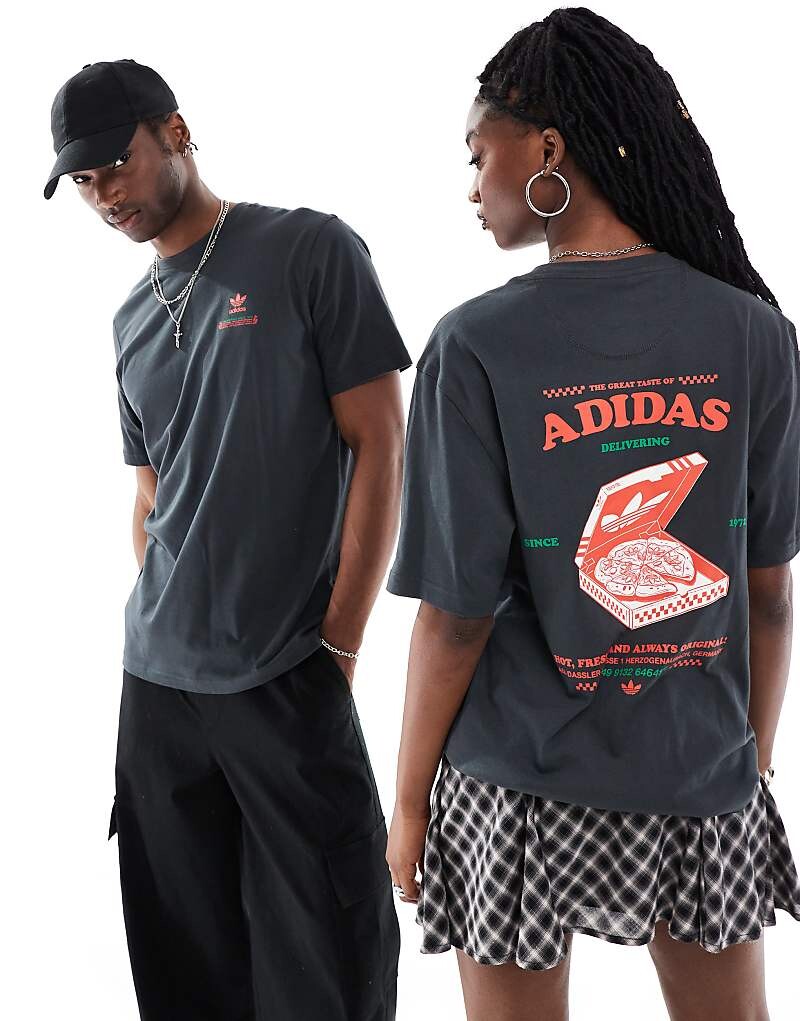 

adidas Originals — черная футболка с изображением пиццы