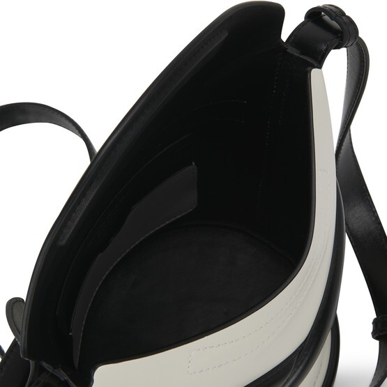 

Сумка Curve Alexander Mcqueen