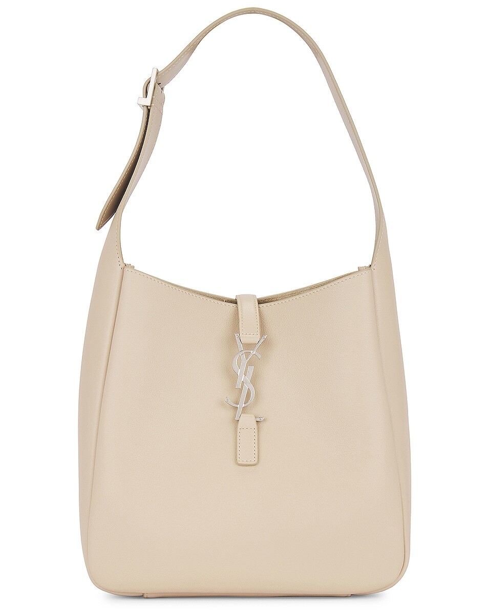 

Сумка Saint Laurent Small Le 5 A 7 Supple Shoulder, цвет Seasalt