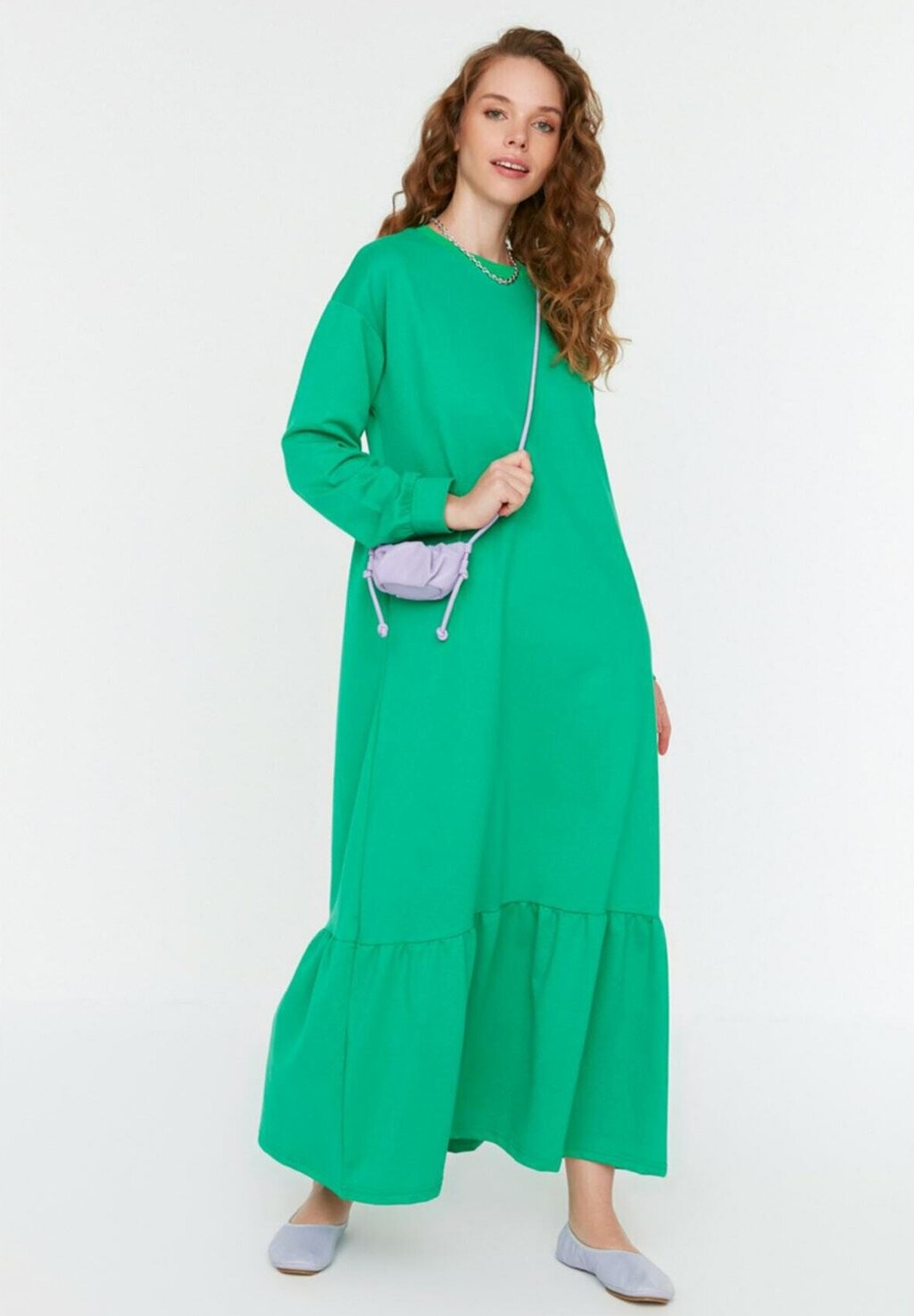 

Длинное платье Trendyol Modest, зеленый