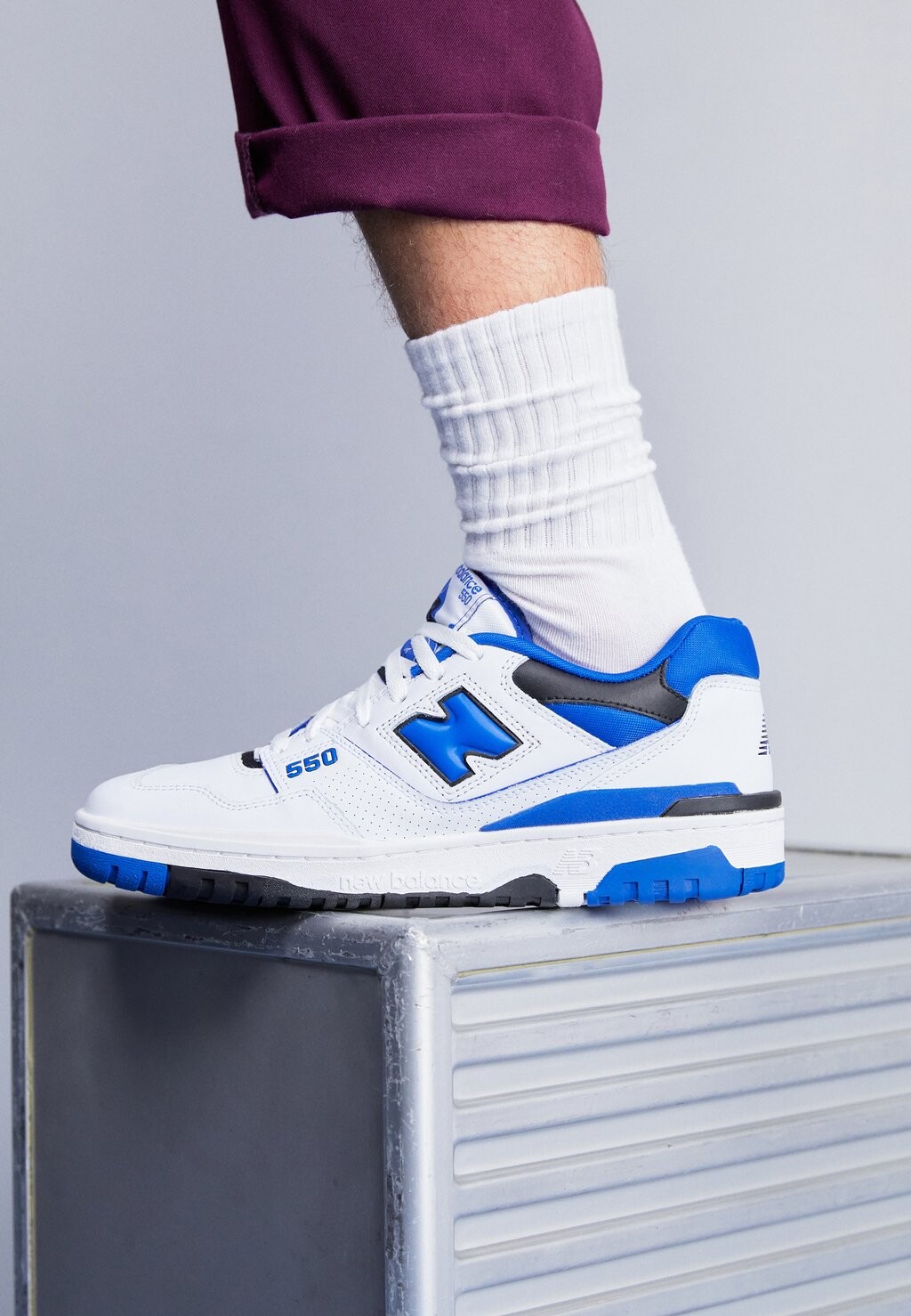 

Кроссовки New Balance 550 Unisex, белый / королевский