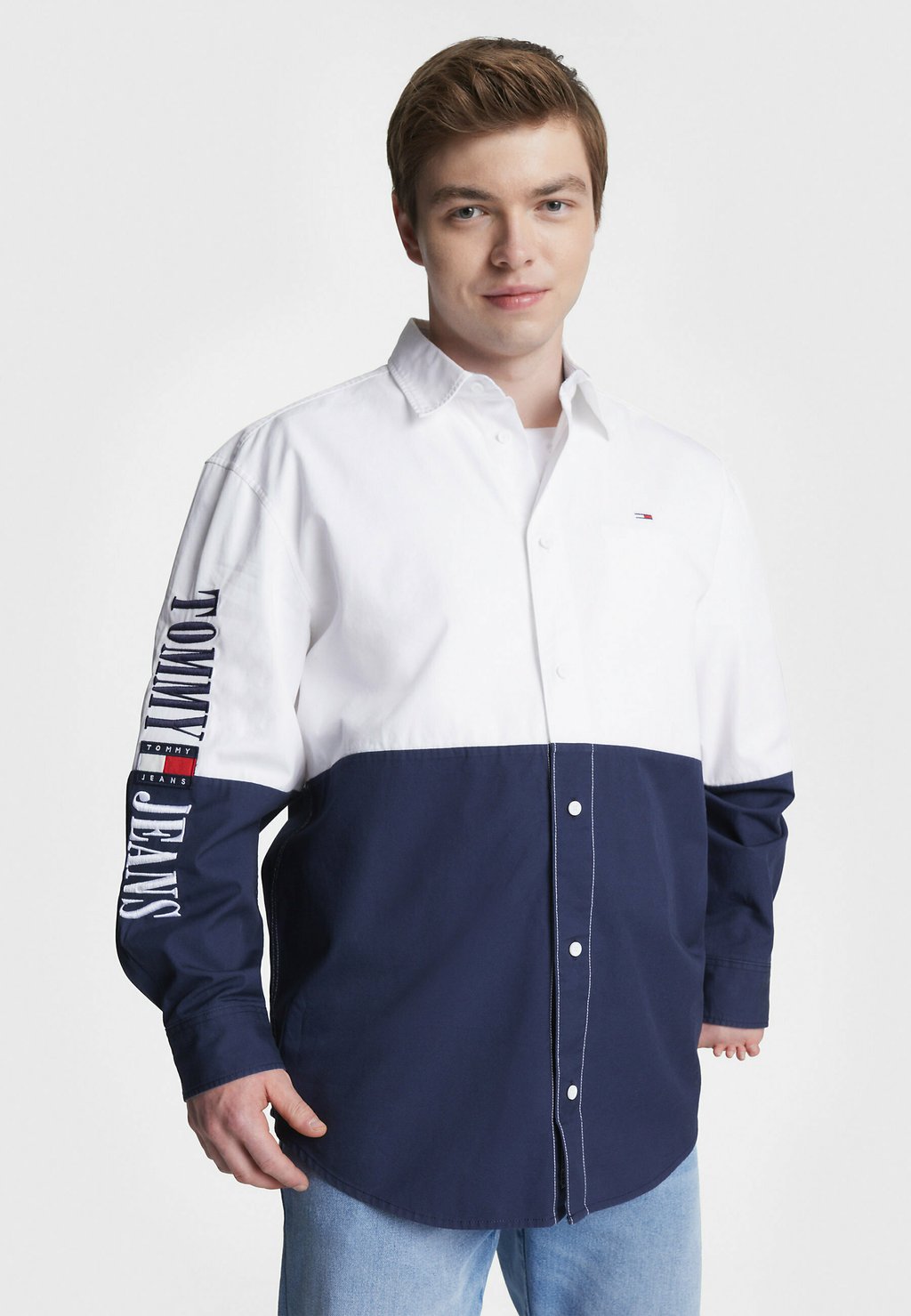 

Рубашка ADAPTIVE ARCHIVE COLOUR-BLOCKED RELAXED Tommy Hilfiger, свежий белый