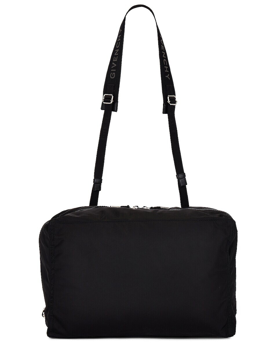 

Сумка кросс-боди Givenchy Pandora Medium, черный