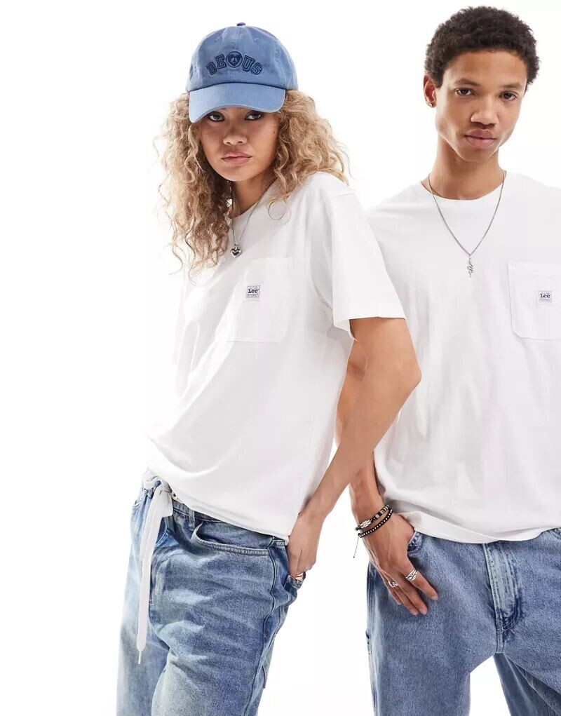 

Футболка унисекс свободного кроя Lee Workwear с логотипом и карманом цвета экрю