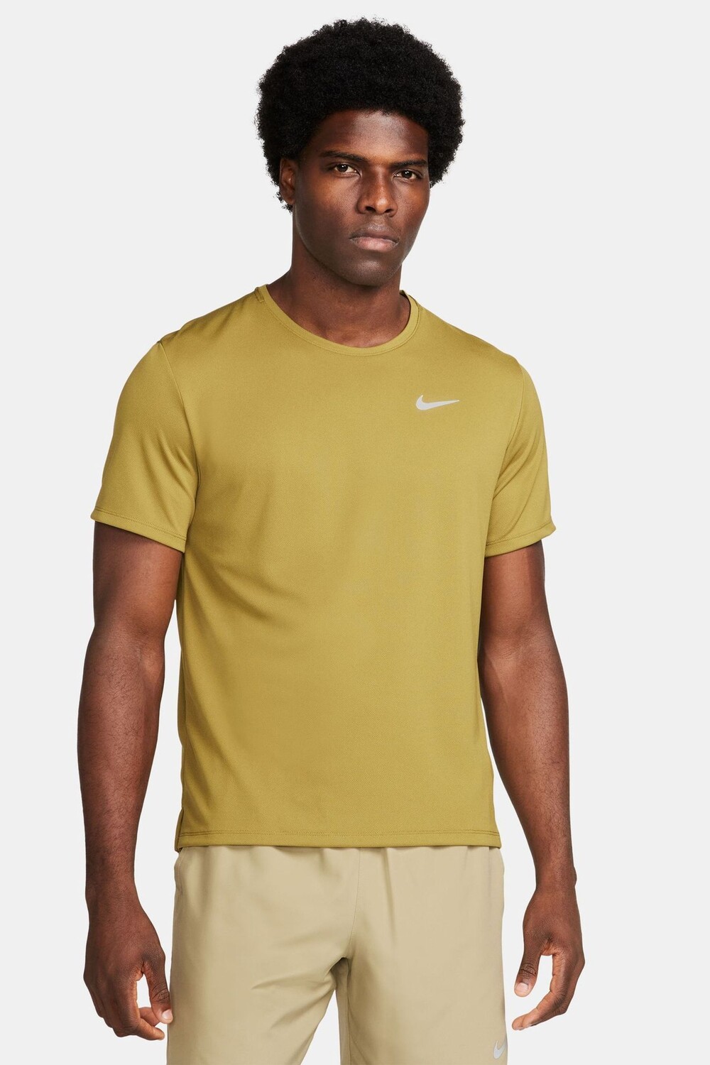 

Футболка для бега Miler dri fit uv Nike, зеленый