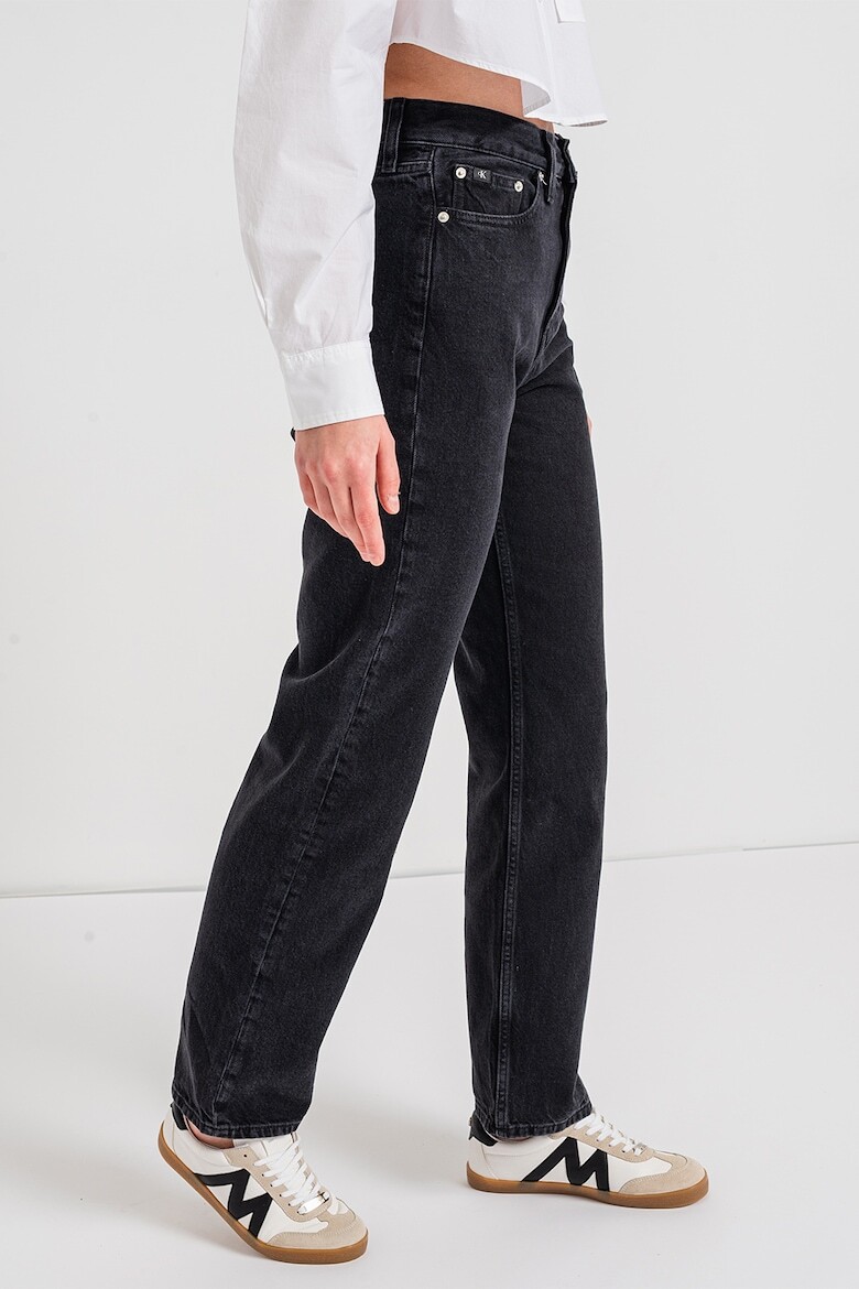 

Прямые джинсы с высокой талией Calvin Klein Jeans, черный