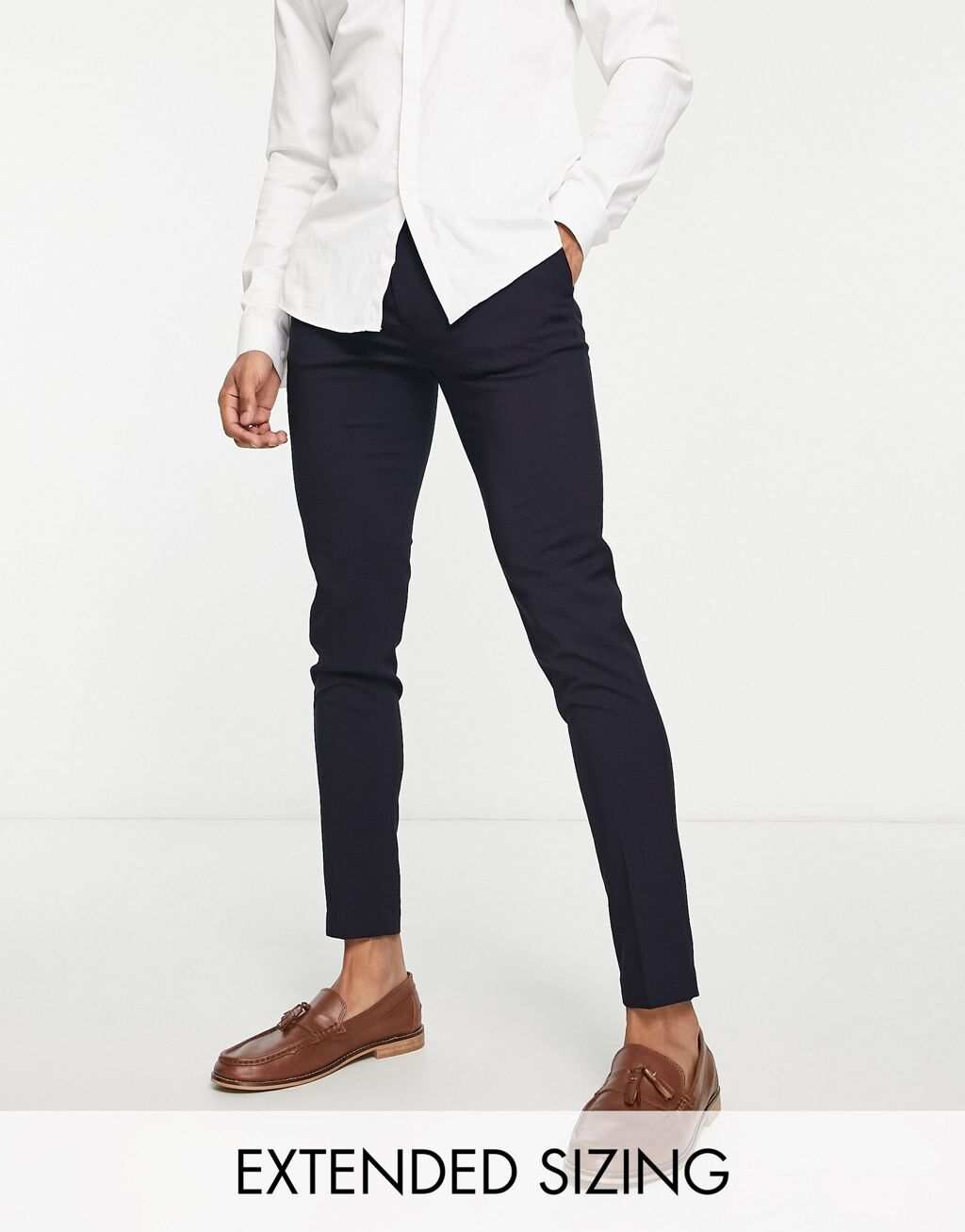 

Темно-синие узкие брюки ASOS DESIGN, Синий