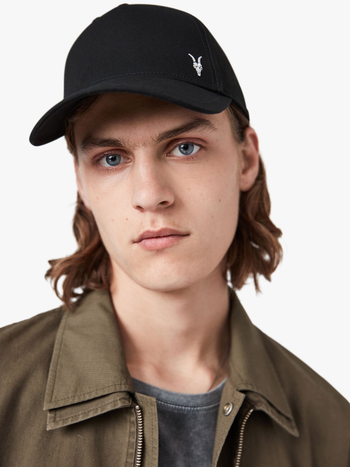

Бейсболка AllSaints Fen из хлопковой парусины, черная