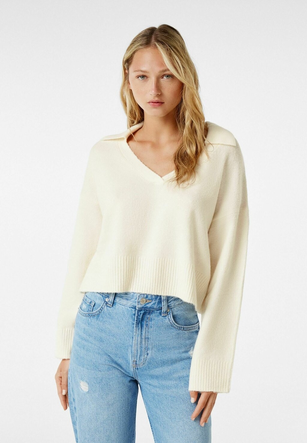 

Свитер Bershka
