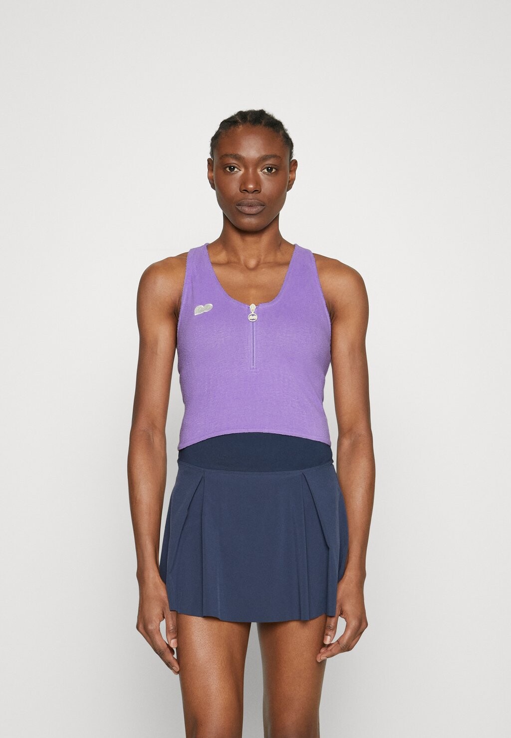 

Топ Nike