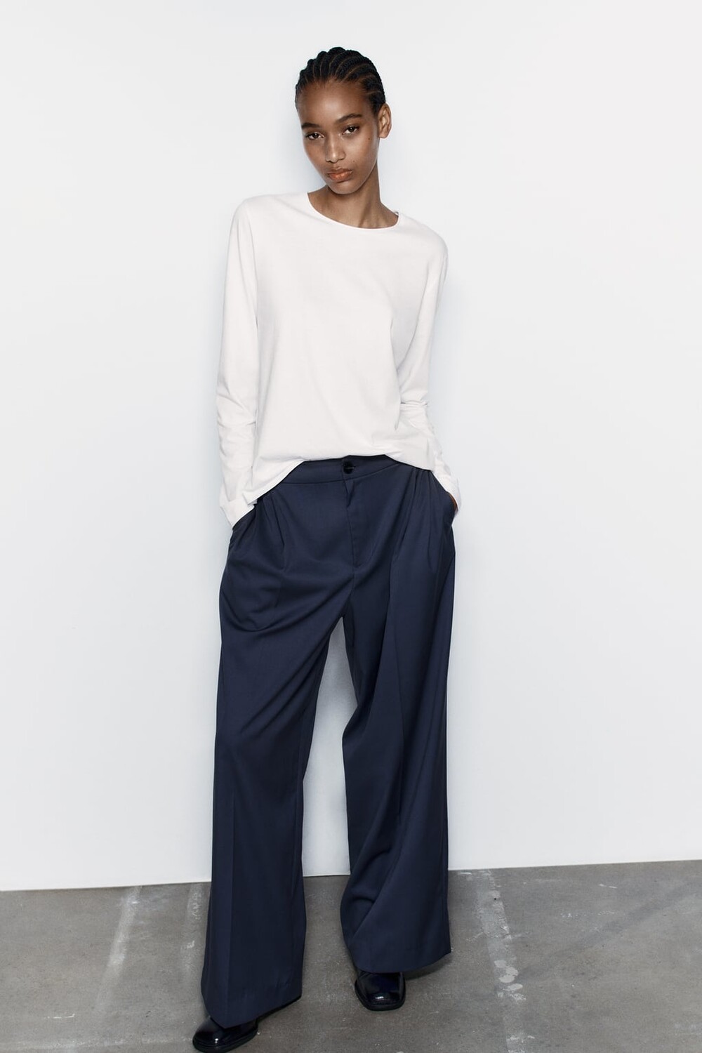 

Выцветшая футболка ZARA, белый