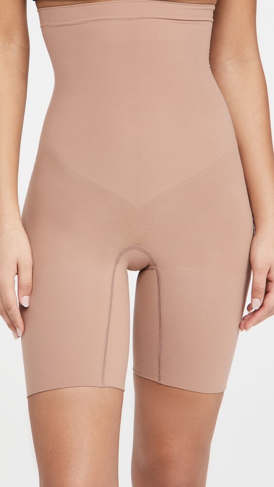 

Шорты SPANX Higher Power