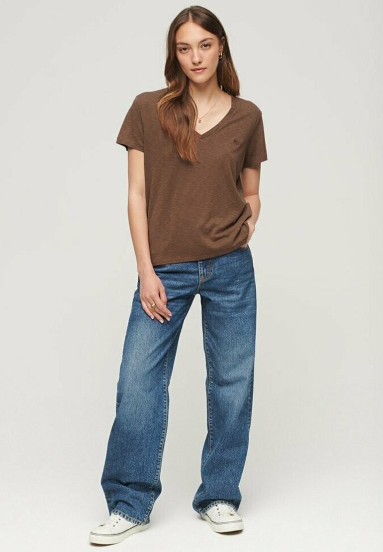 

Футболка базовая EMBROIDERED V-NECK Superdry, цвет pinecone brown
